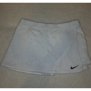 Nike Women’s NikeCourt Dri-FIT Victory Tennis Skirt